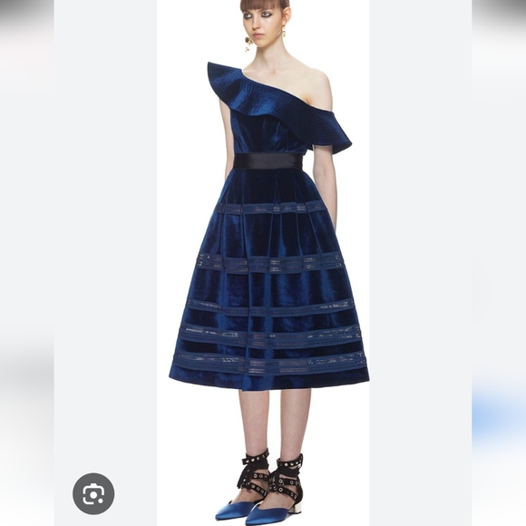 NWT Self Portrait Elegant Blue Off-Shoulder Dress Sz 6 - Picture 5 of 7